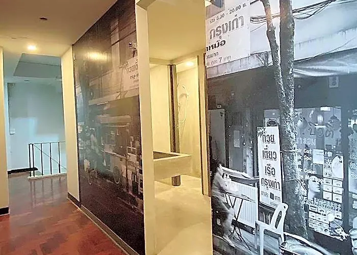 Go Silom - Bts Saint Louis Hotel